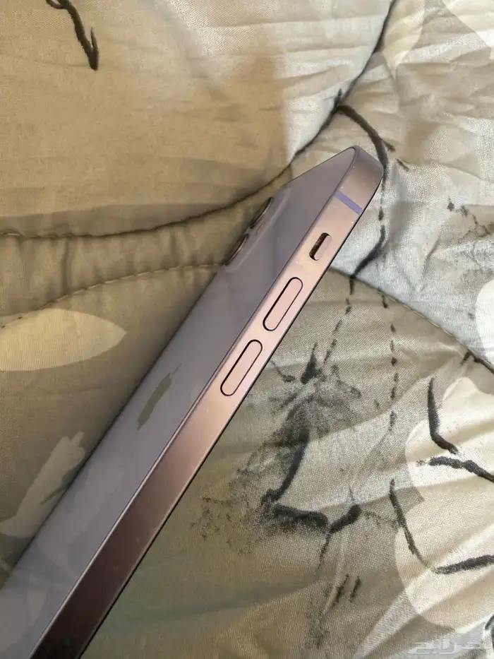 ايفون 12   سعه 128  حالة البطاريه 78 0