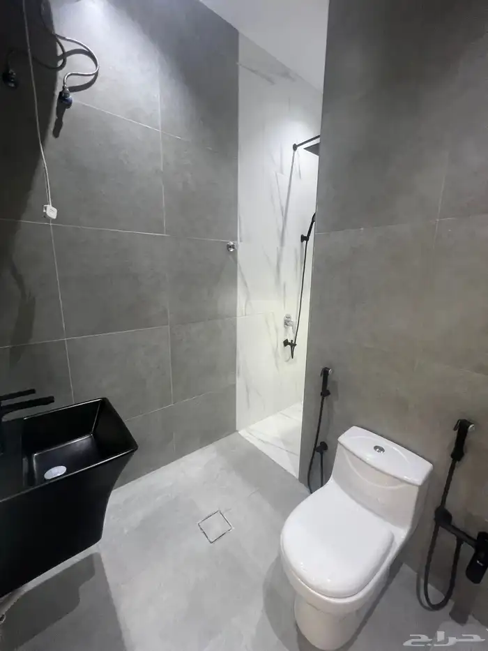 للبيع شقة ارضية مخطط اليرموك خميس مشيط 12