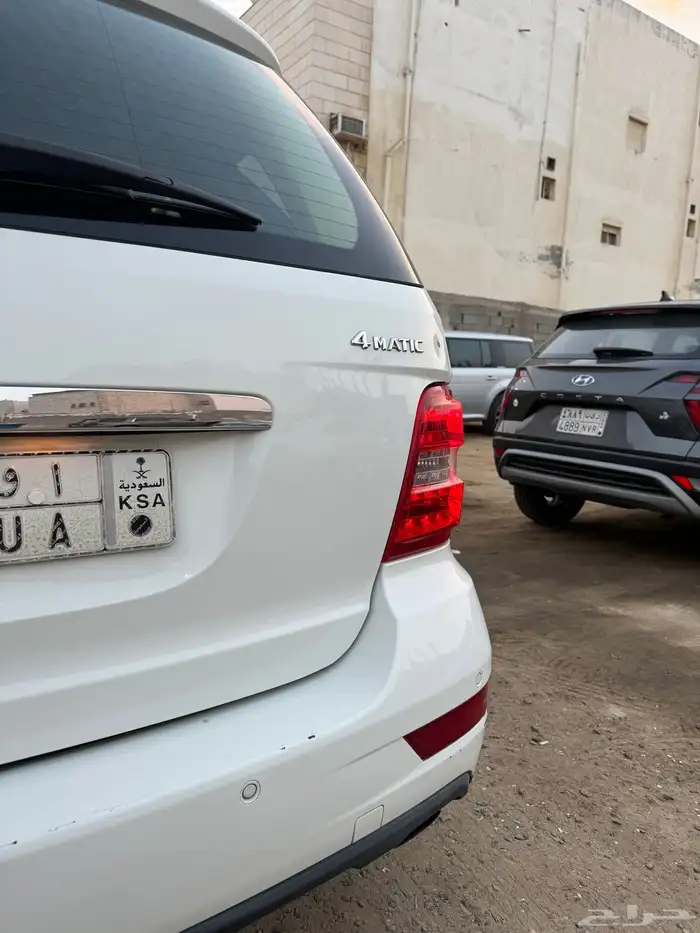جيب مرسيدس ML500 موديل 2010 5