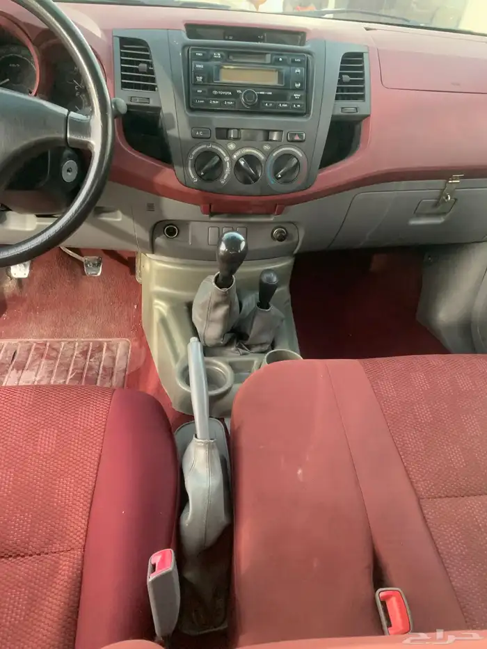 تويوتا هايلوكس دبل ديزل ( نظيف ) 6