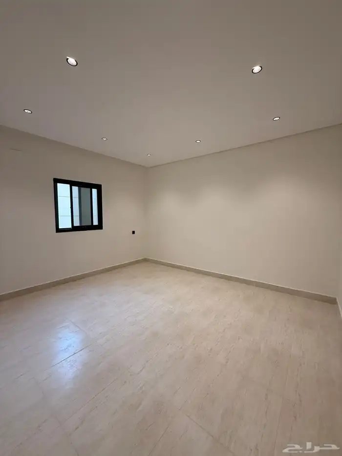 للبيع شقه دوبلكس تشطيب VIP ف ابها حي المنسك 12