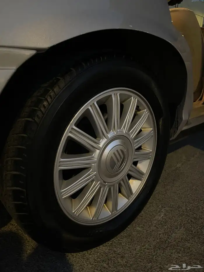 فورد ماركيز 2010 25