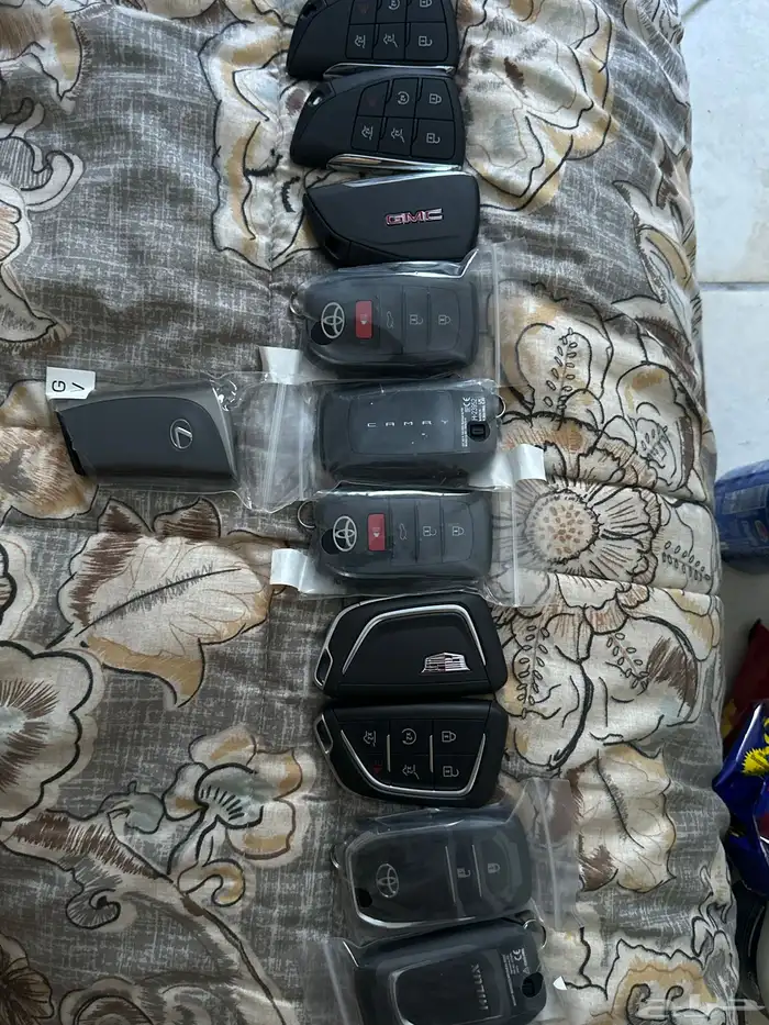 للبيع مفاتيح كامري هايلوكس لكزز اسكاليد جمس 0