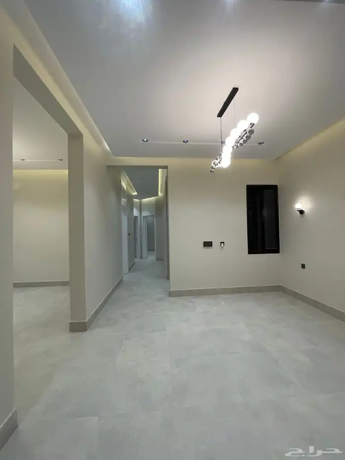 للبيع شقق علويه 6 غرف وسطح خاص 520 الف ابها المحاله 7