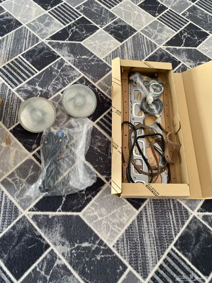 طقم وجيه وشمعات 0