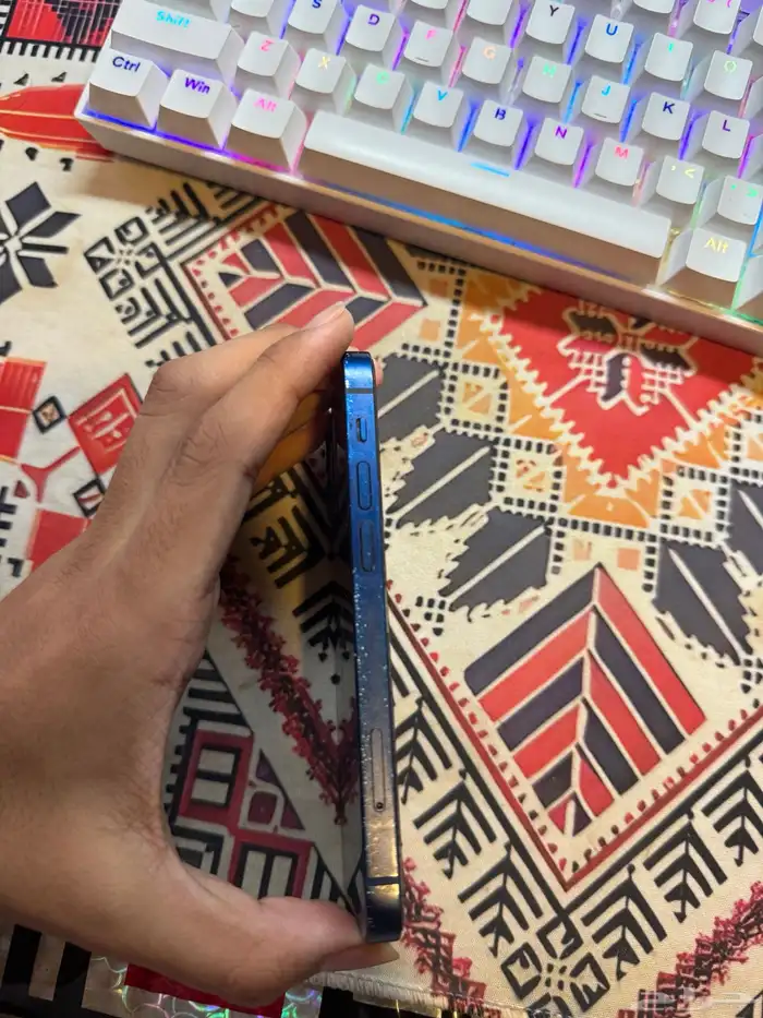 ايفو 12ميني 3