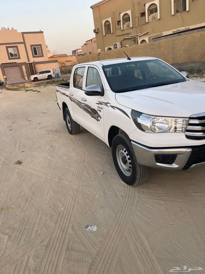 للبيع السيارة هايلكس ديزل دبل موديل 2023 ممشي 145 1