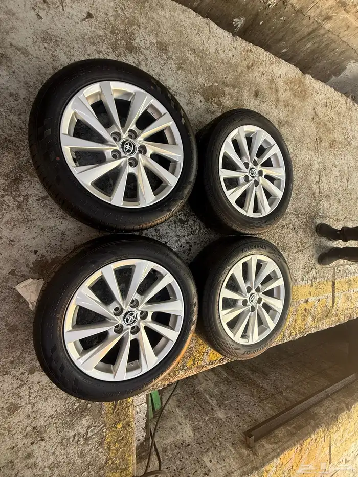 جنوط كامري 2023 مقاس 17 اصليه 4