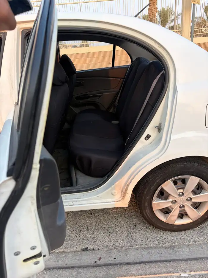 كيا ريو 2011اوتماتك 8