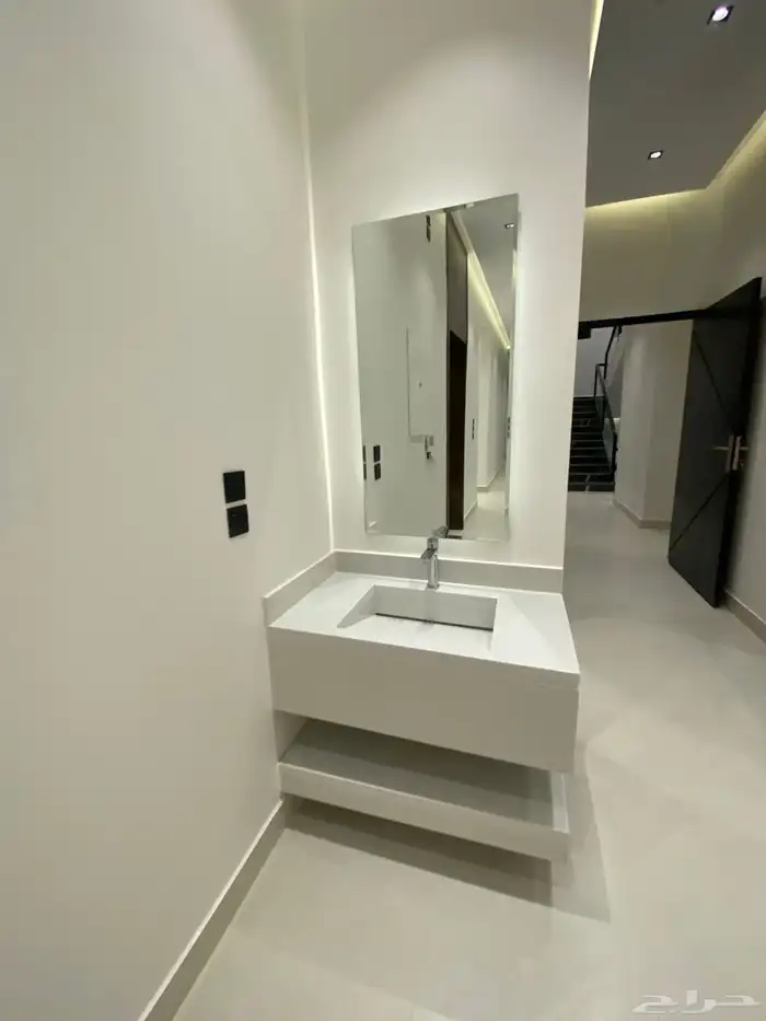 للبيع فيلا روف مع ملحق تشطيب فاخر 9غرف بالمحاله820الف 12