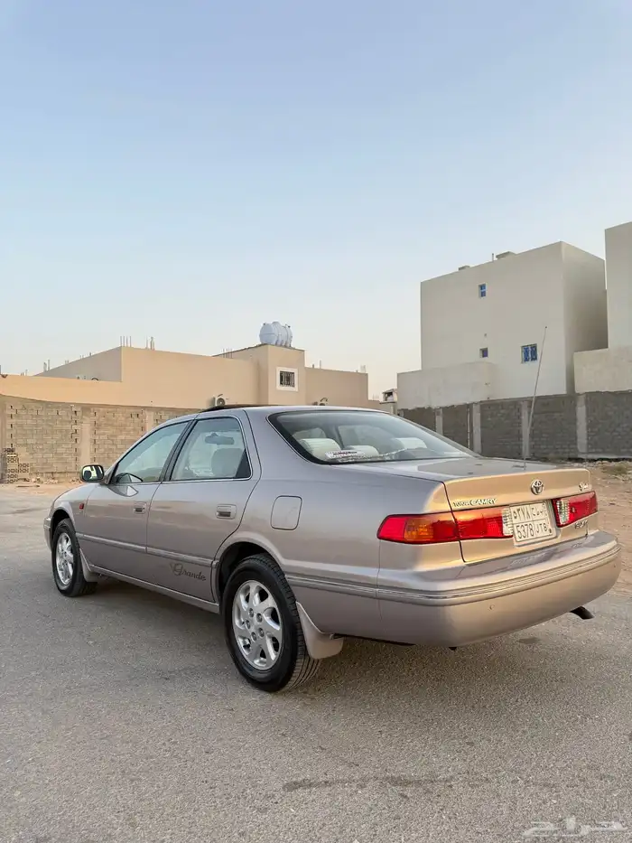 كامري قراندي 2001 مشروطه 15