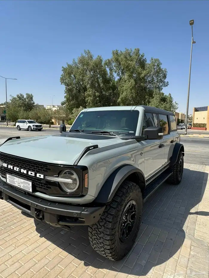 فورد برونكو وايلد تراك 1