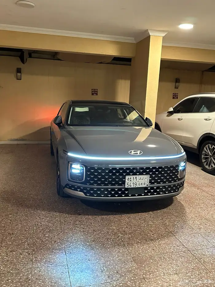 هواندي ازيرا للبيع لون مميز 0