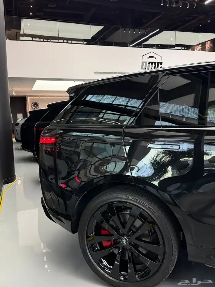 رنج سبورت جديد 8 سلندر 2025 5