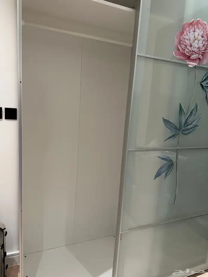 دولاب ملابس 1