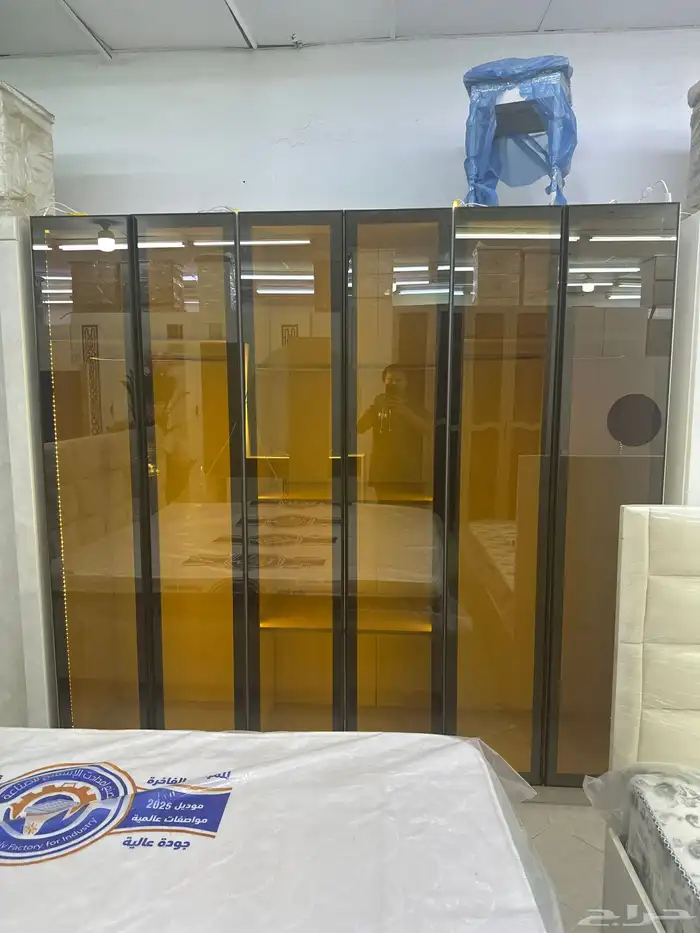 غرفة نوم كاملة  جودة عالية  كلها 7 قطع. 0