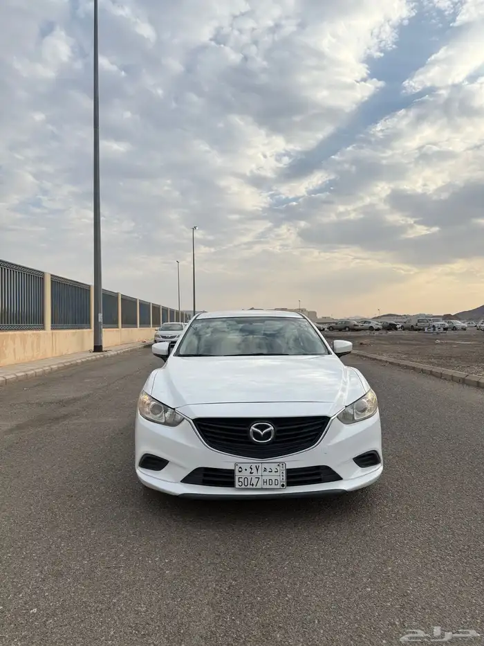 مازدا 6 نص فل 2018 بحالة الوكاله 1