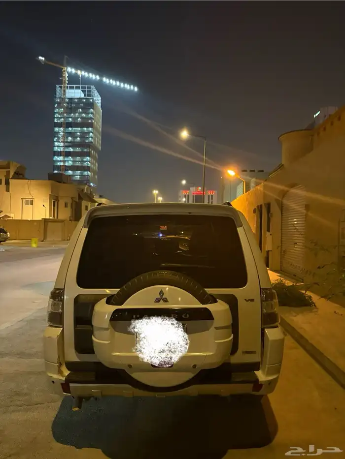 ميتسوبيشي باجيرو 1