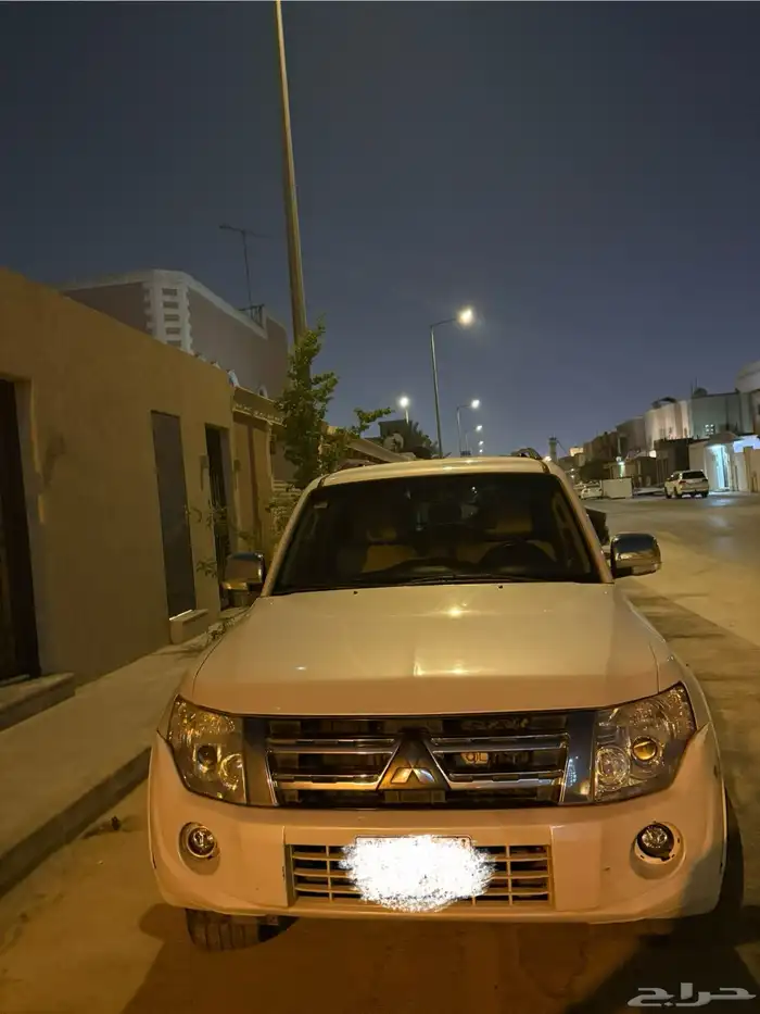 ميتسوبيشي باجيرو 0