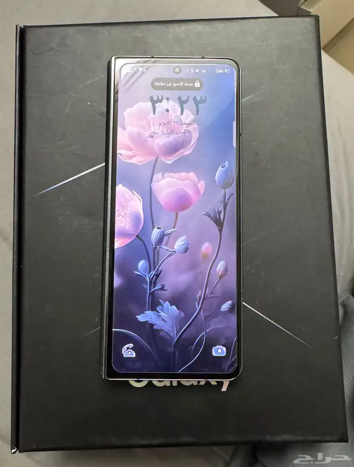 Galaxy Z Fold4 256GB 12GBأخضر رمادي 3