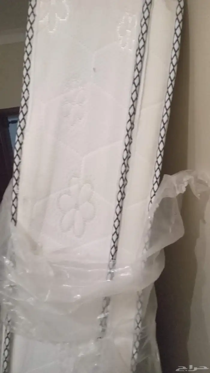 جديده ما استخدمت ولا مره للبيع مستعجل عشان الهدد 1