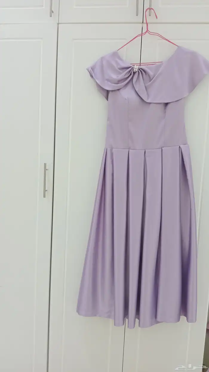 فستان مناسبات لونه بنفسجي تفصيل تم لبسه مره واحدة فقط 0