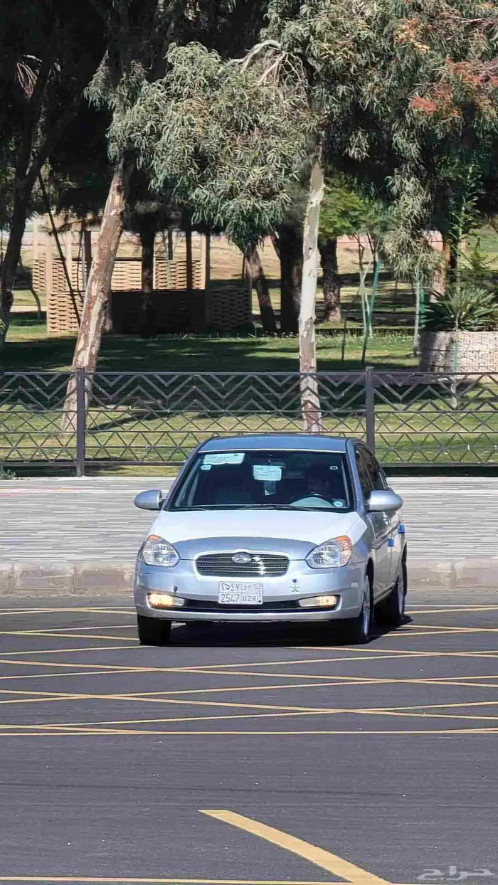 اكسنت 2008 خالي من الحوادث فيها رش متفرق عشان الفحص 1