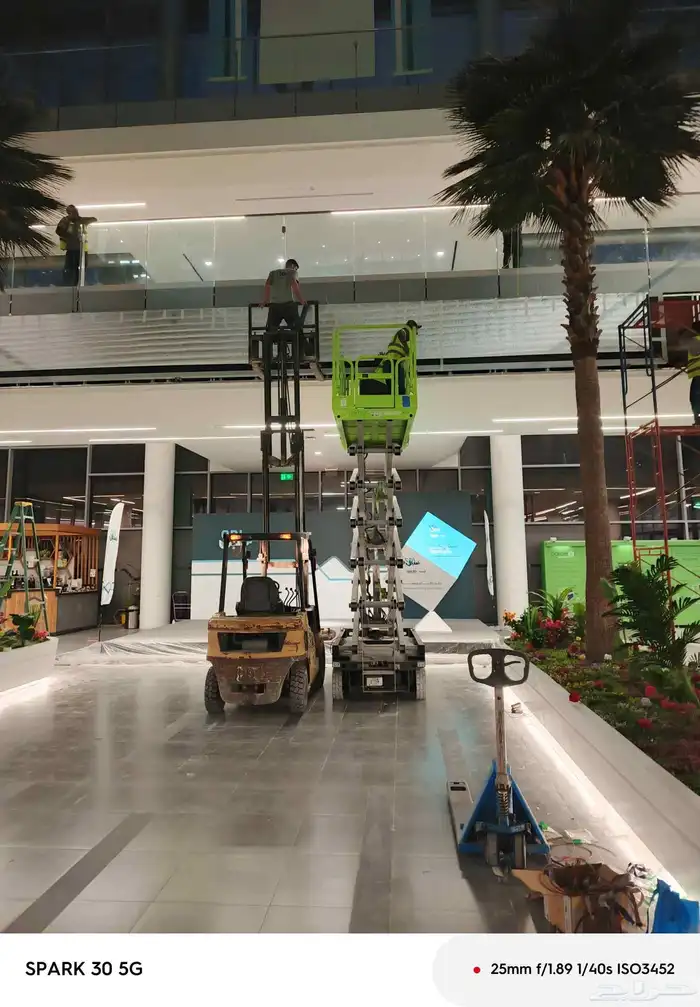 فوركلفت رافعه شوكية للايجار 0