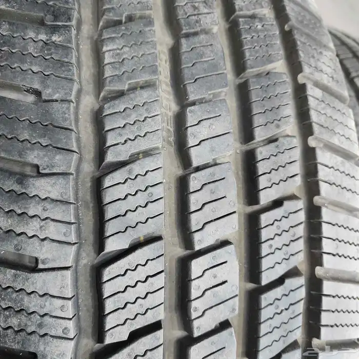 جنوط جمس يوكن وسيرا وكاله مع كفرات مقاس 18 3