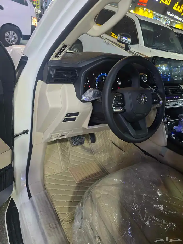 شاشات دكايات لاندكروزر 2025شبيه الوكاله 3