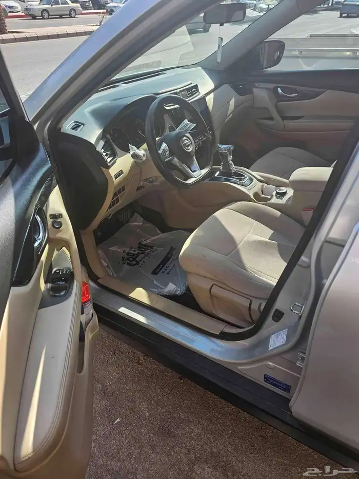 نيسان اكستريل 2019 دبل 7 ركاب X-Trail 7