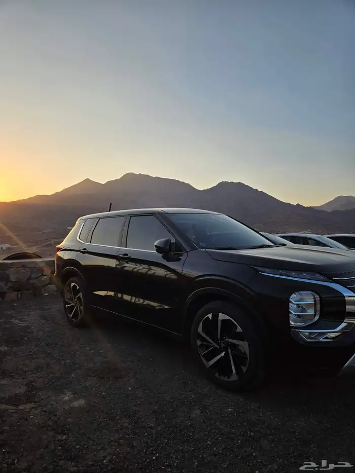 ميتسوبيشي اوتلاندر 2023 3