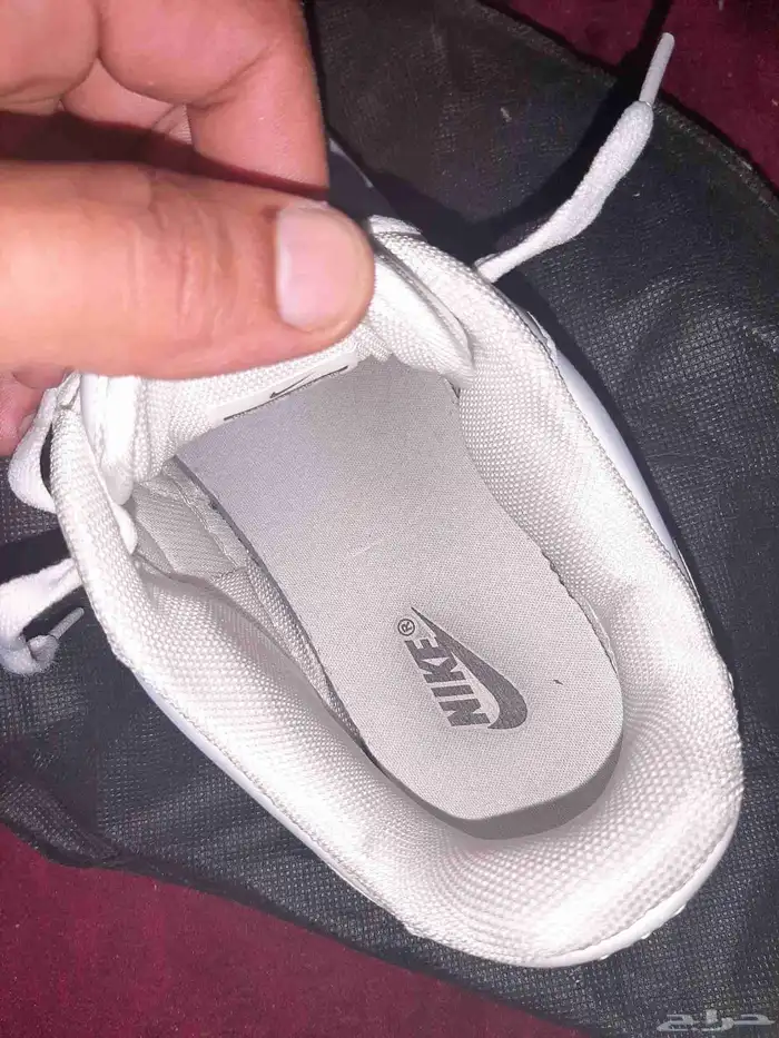 نايك ايرماس 5