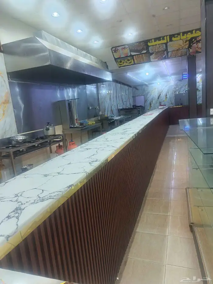 مطعم فطاير ومعجنات للبيع 0