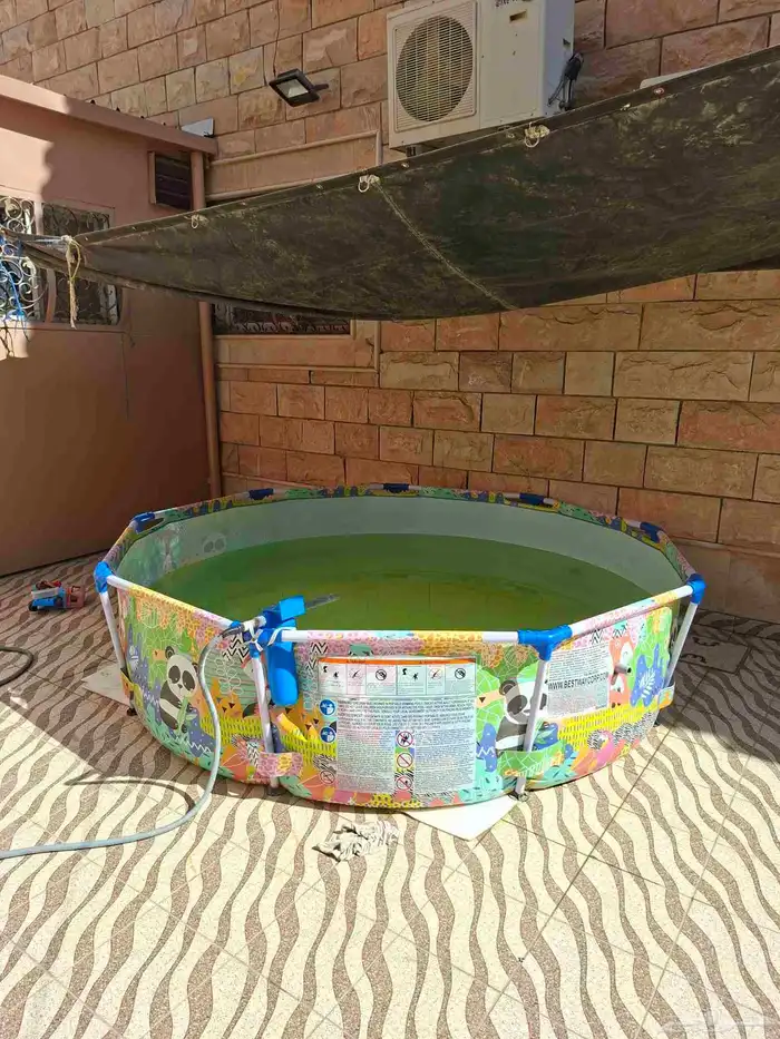 مسبح مع فلتر للبيع 0