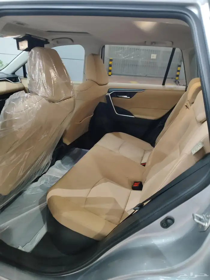 Toyota RAV4 Special case XLE premium 2