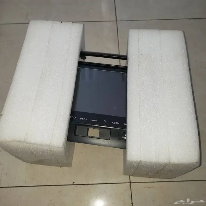 شاشه جيب لند كروزر 2014 1