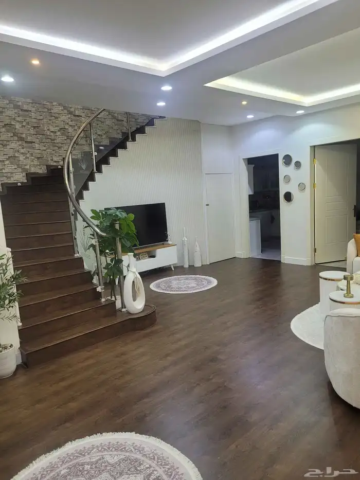 فلة دبلكس حي بدر 8