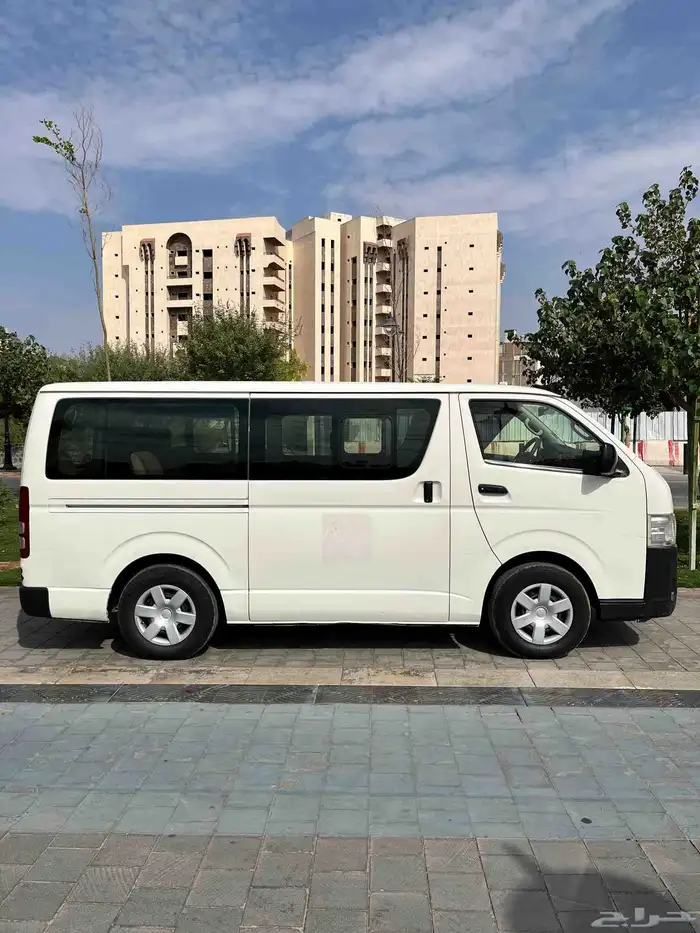 باص هايس تويوتا 2014 4