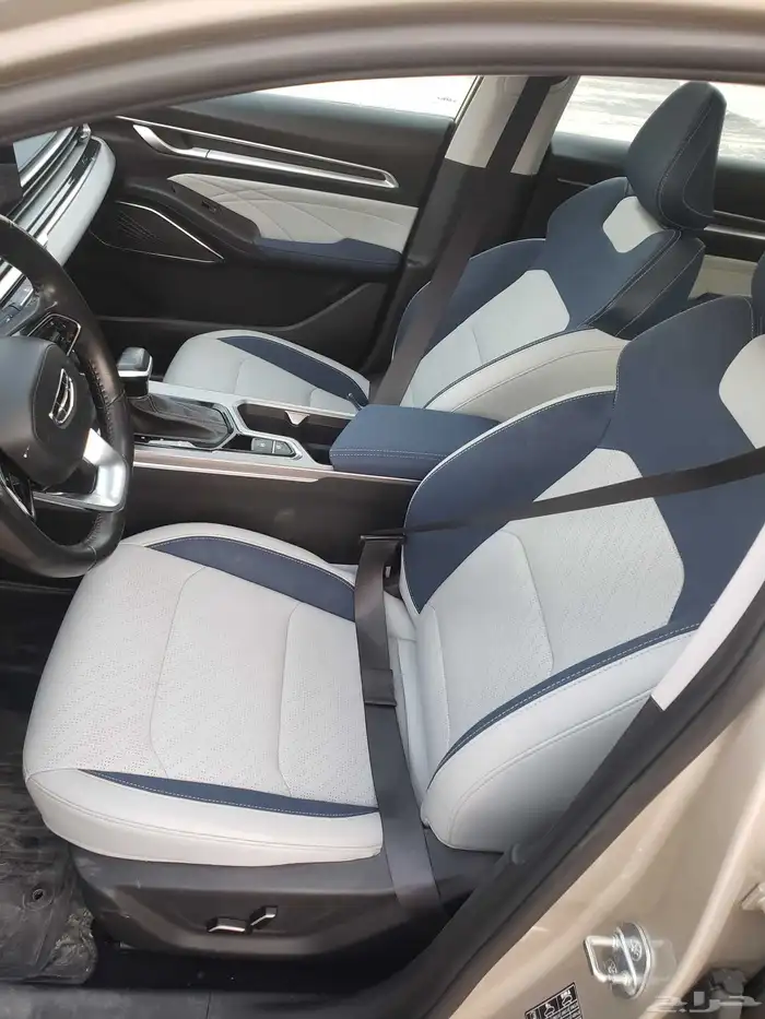 جيلي ام جراند 2023 فل كامل 5