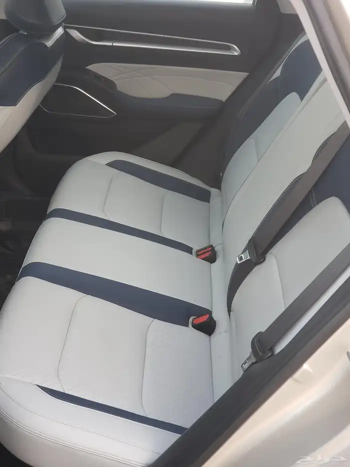 جيلي ام جراند 2023 فل كامل 4