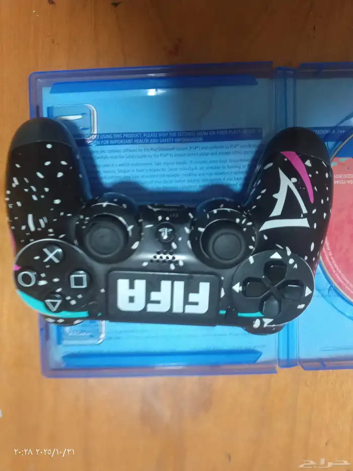 يد سوني 4 وشريط fifa20 0