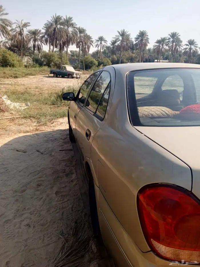 نيسان صني 2004 1
