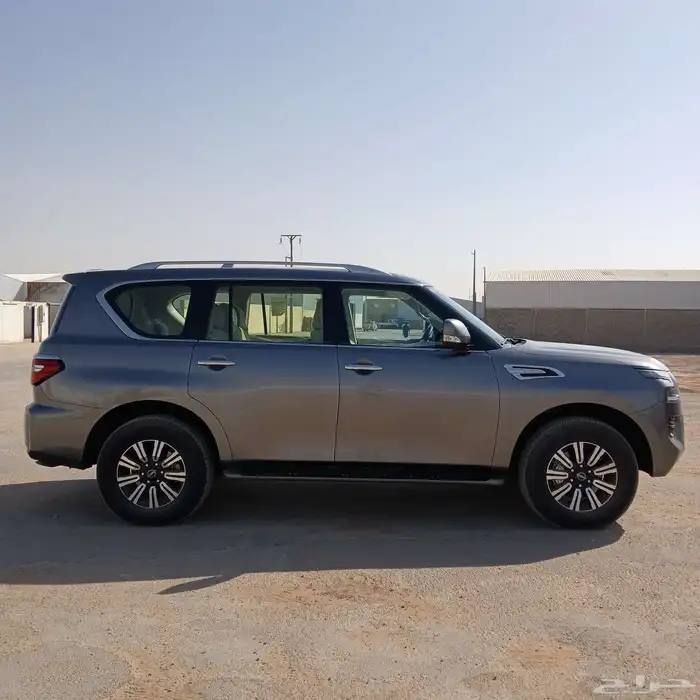 نيسان باترول 2023 سعودي SE2 شبه الجديد - ماشى 8 الاف 8