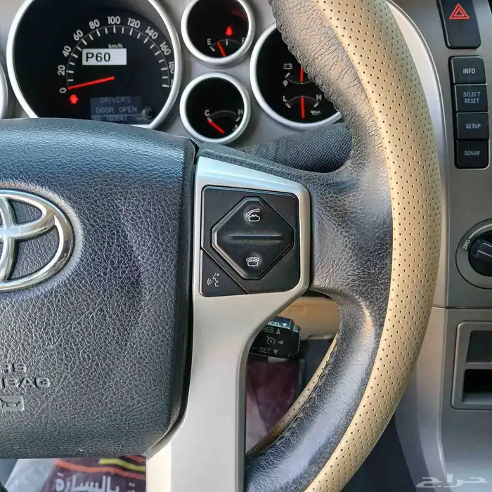 تويوتا سيكويا 2016 ليمتد فل كامل - ممشى قليل 22