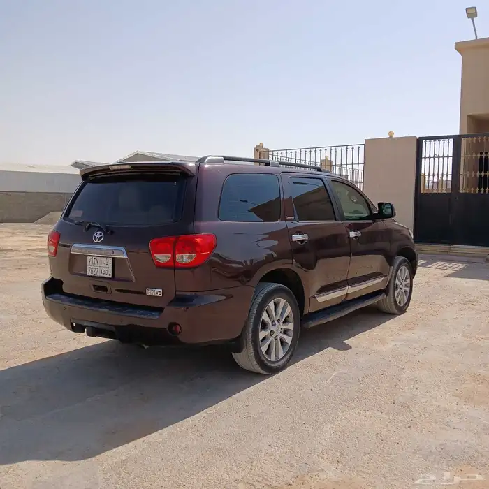 تويوتا سيكويا 2016 ليمتد فل كامل - ممشى قليل 35