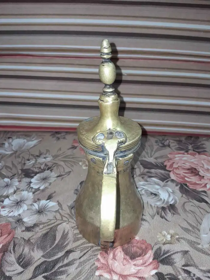 دلال قرشيات قديمة 8