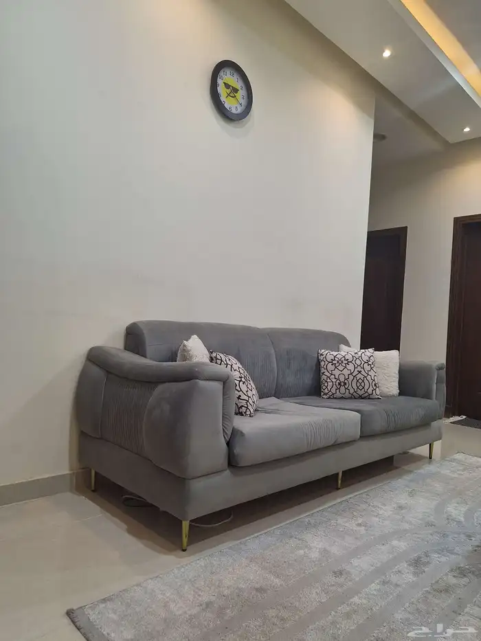 أغراض للبيع 2