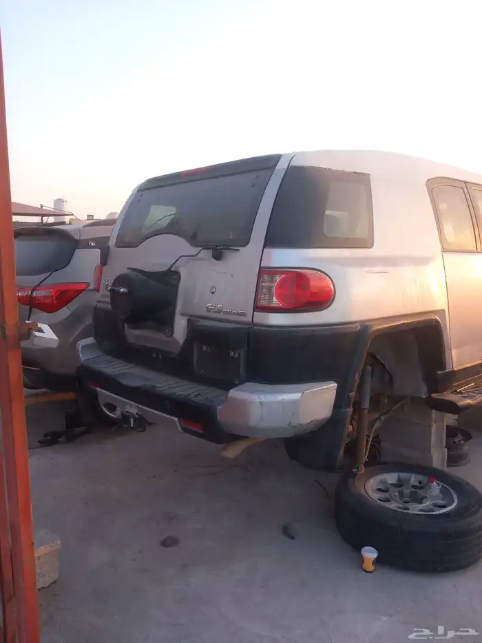 تويوتا اف جي 2008 تشليح قطع غيار 0