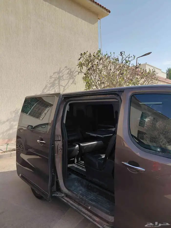 للبيع بيجو 2019 2